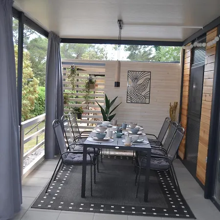 Parque de Campismo Mobile Lenka *