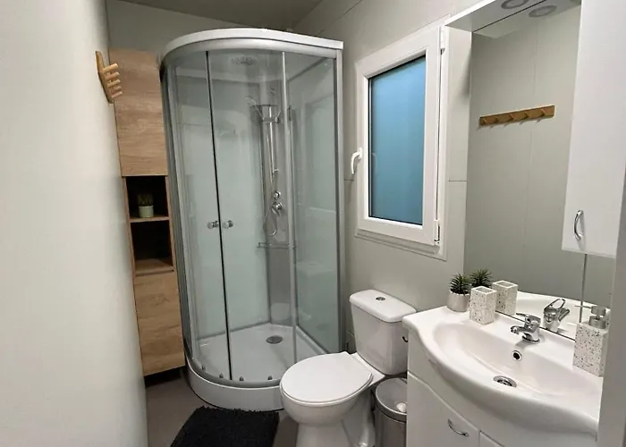 Parque de Campismo Mobile Lenka *